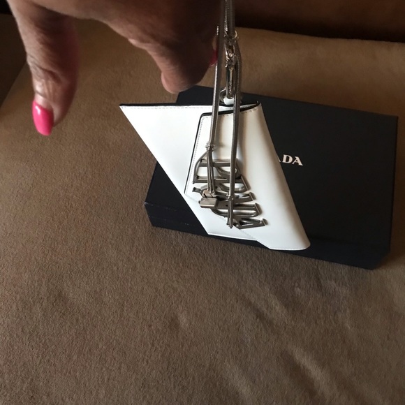 Prada clutch purse. - Picture 6 of 8